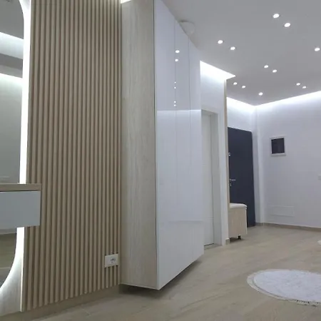 Luxury * Shkodër